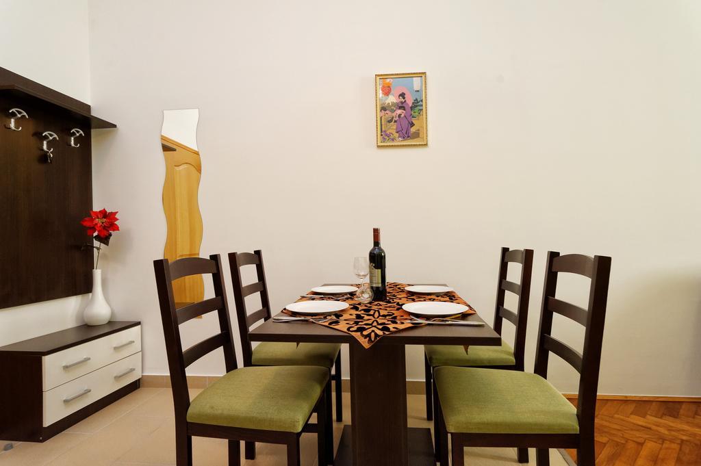 Apartment Eliana Zára Szoba fotó